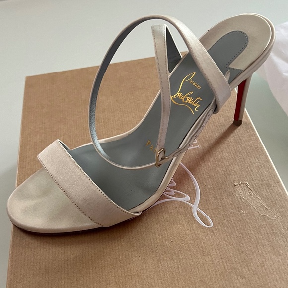 Christian Louboutin Loubigirl 85MM Satin Sandals 38.5 - Picture 2 of 10